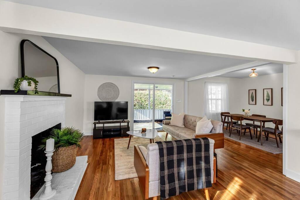 Fully Renovated 4 Bed Buena Vista House Near Wfu Villa Winston-Salem Kültér fotó