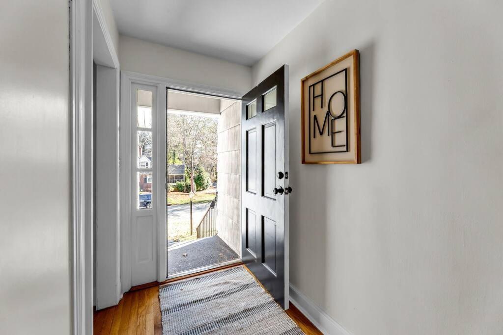 Fully Renovated 4 Bed Buena Vista House Near Wfu Villa Winston-Salem Kültér fotó